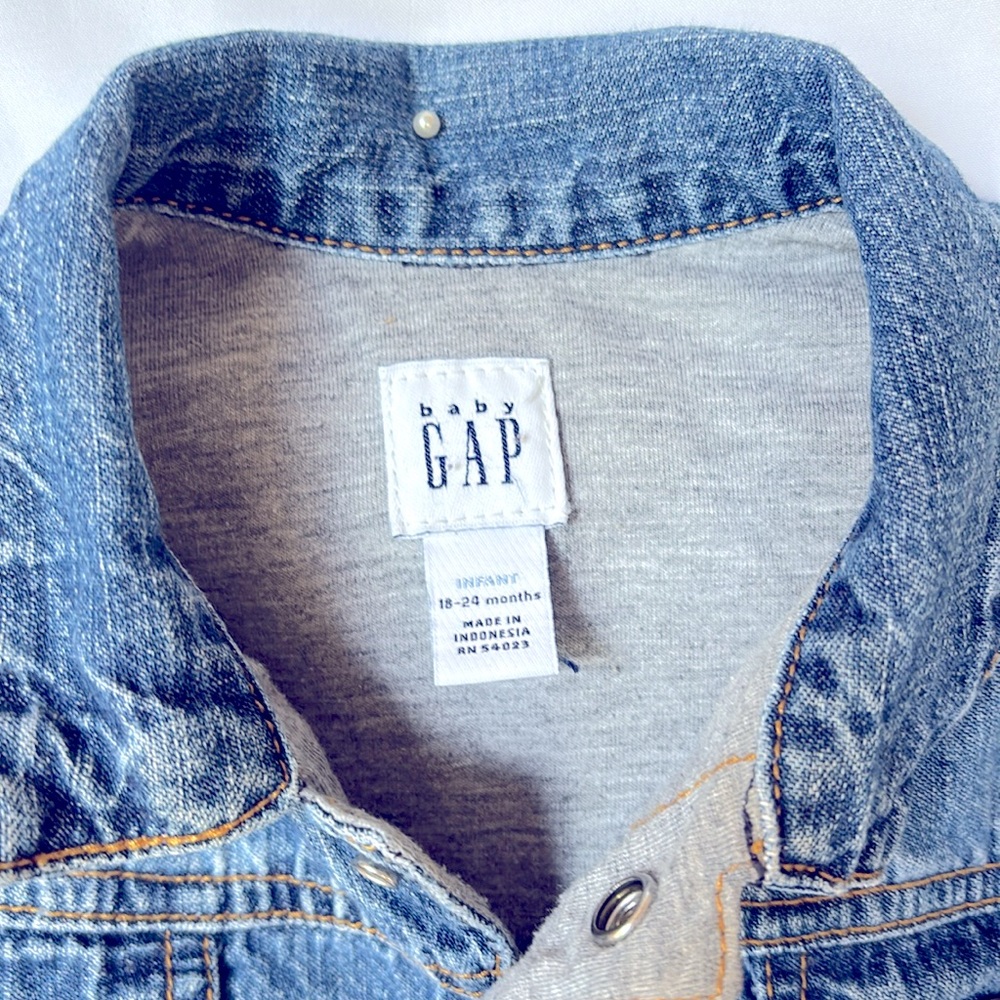VINTAGE 2003 LIKE NEW !! BABY GAP INFANT DENIM JACKET 18-24 MONTHS - Picture 4 of 11